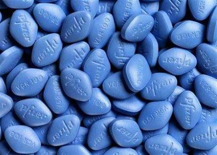 La viagra, un fármaco muy utilizado para la impotencia, es un inhibidor de la fosfodiesterasa  